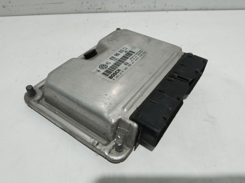 Recambio de centralita motor uce para volkswagen bora berlina (1j2) referencia OEM IAM 038906019CJ  0281010302