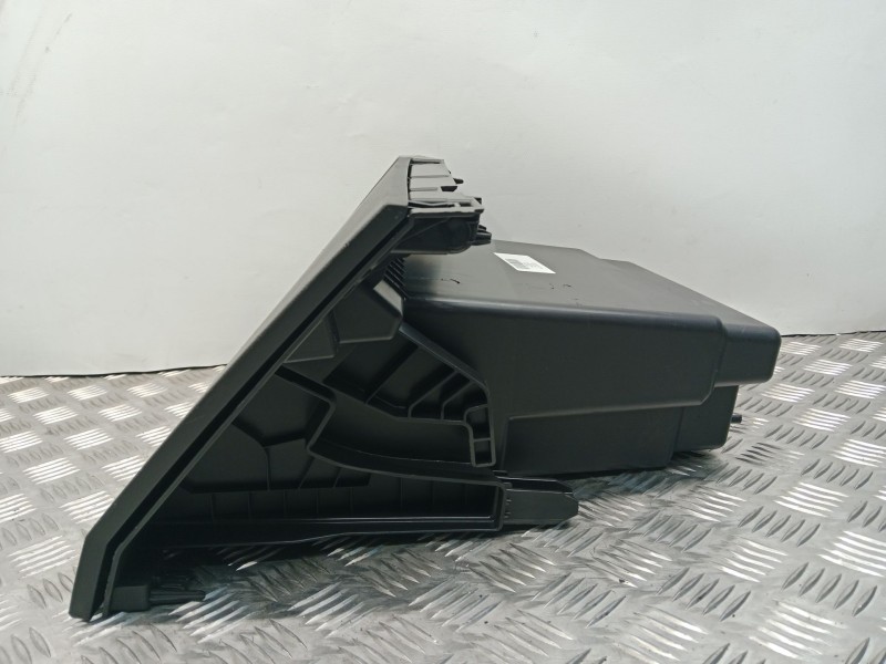 Recambio de guantera para dacia sandero ii 1.0 tce 90 gpf referencia OEM IAM 682523993R  