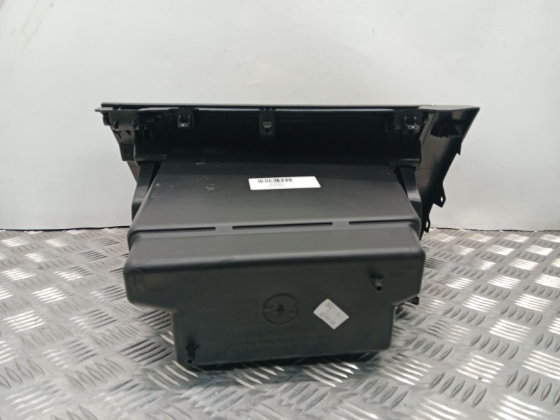 Recambio de guantera para dacia sandero ii 1.0 tce 90 gpf referencia OEM IAM 682523993R  