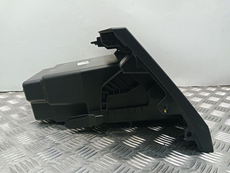 Recambio de guantera para dacia sandero ii 1.0 tce 90 gpf referencia OEM IAM 682523993R  