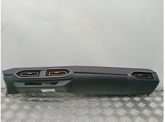 Recambio de rejilla aireadora para dacia sandero ii 1.0 tce 90 gpf referencia OEM IAM 683102674R  