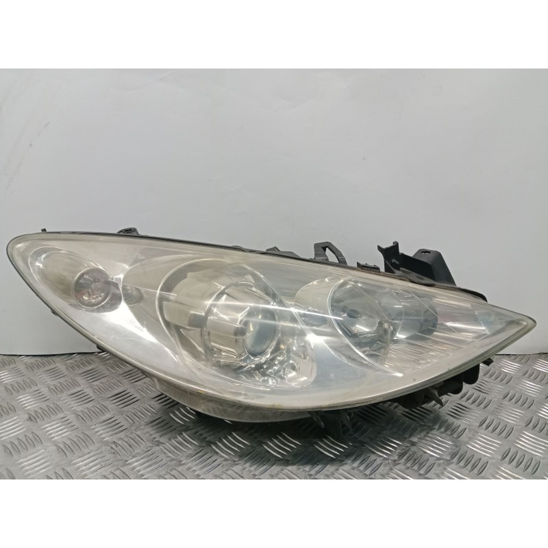 Recambio de faro derecho para peugeot 307 sw (3h) 1.6 hdi 110 referencia OEM IAM 43165748  