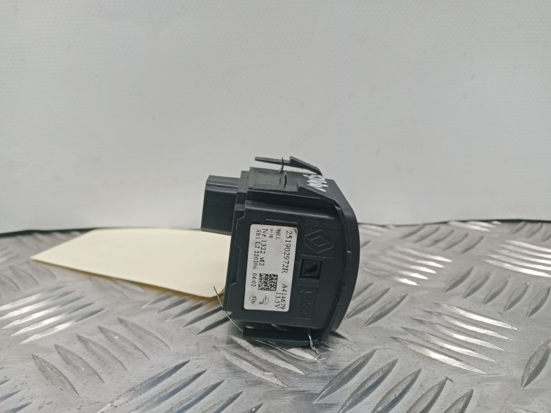 Recambio de mando luces para dacia sandero ii 1.0 tce 90 gpf referencia OEM IAM 251902972R  