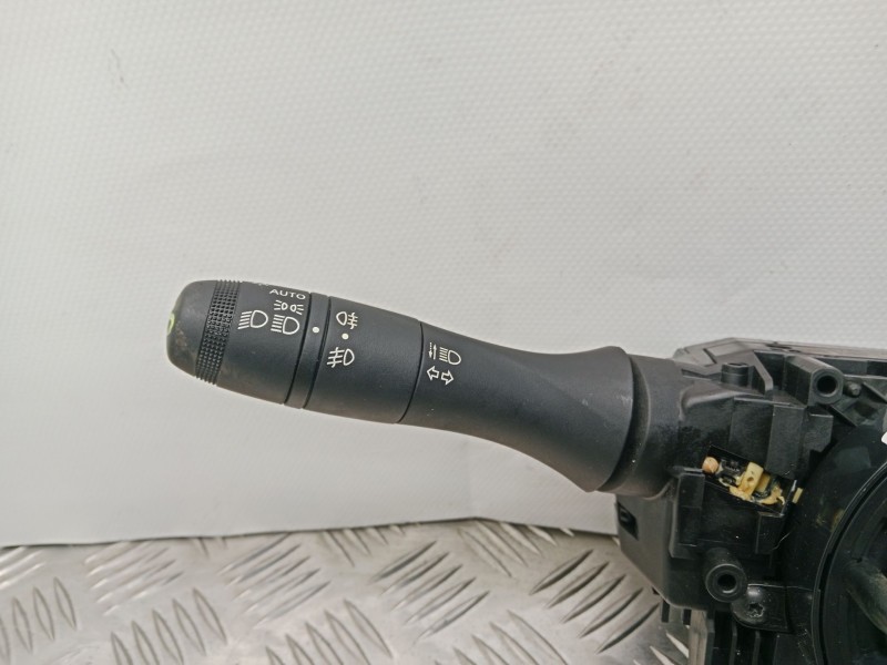 Recambio de mando multifuncion para dacia sandero ii 1.0 tce 90 gpf referencia OEM IAM 255670975RA  