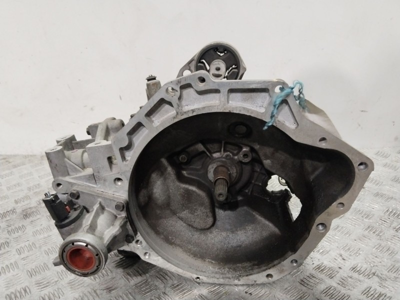 Recambio de caja cambios para chrysler voyager (rg) 2.5 crd lx referencia OEM IAM P04641928AF  