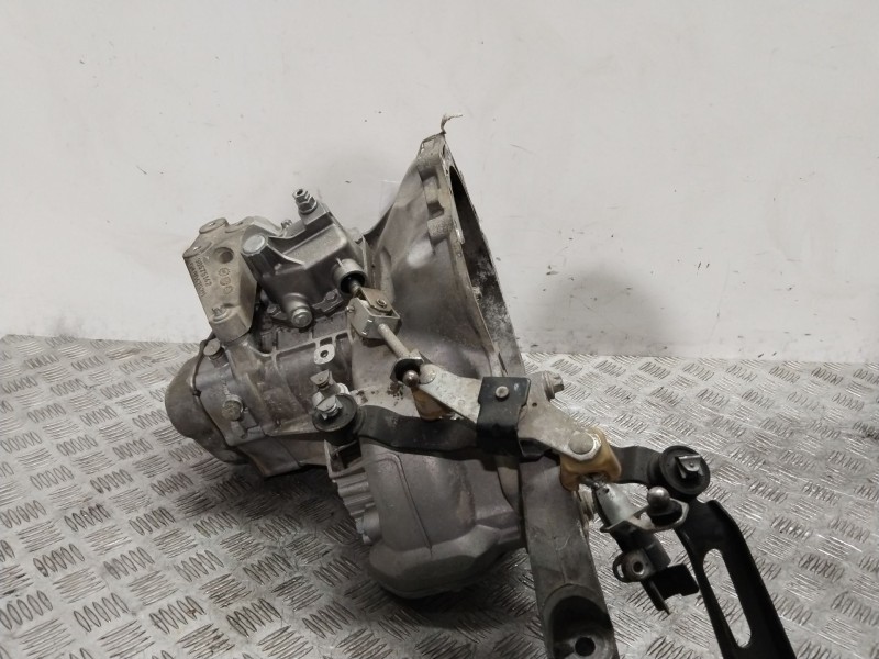 Recambio de caja cambios para opel astra g berlina comfort referencia OEM IAM F17C374  A25332F17C374