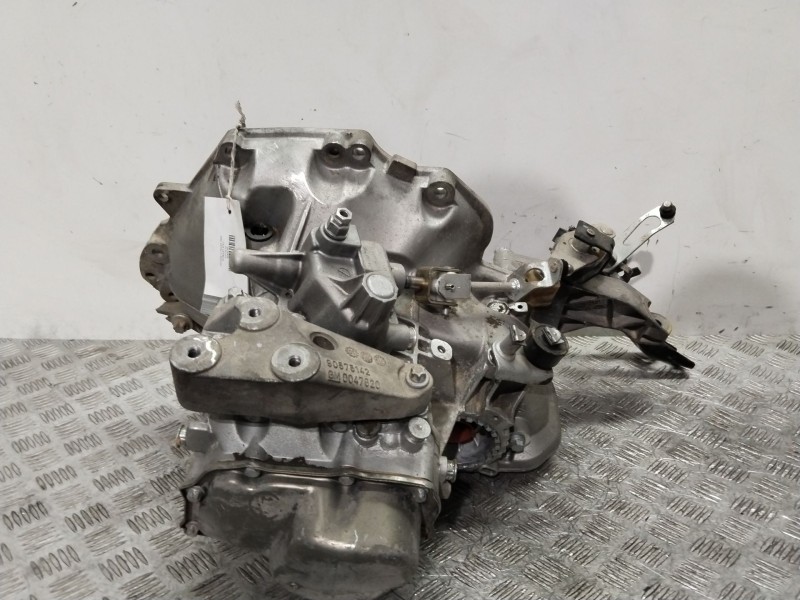 Recambio de caja cambios para opel astra g berlina comfort referencia OEM IAM F17C374  A25332F17C374