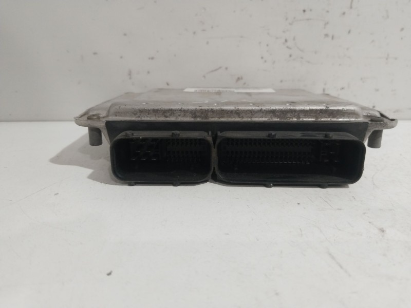 Recambio de centralita motor uce para volkswagen golf iv berlina (1j1) básico referencia OEM IAM 038906019FG  0281010702