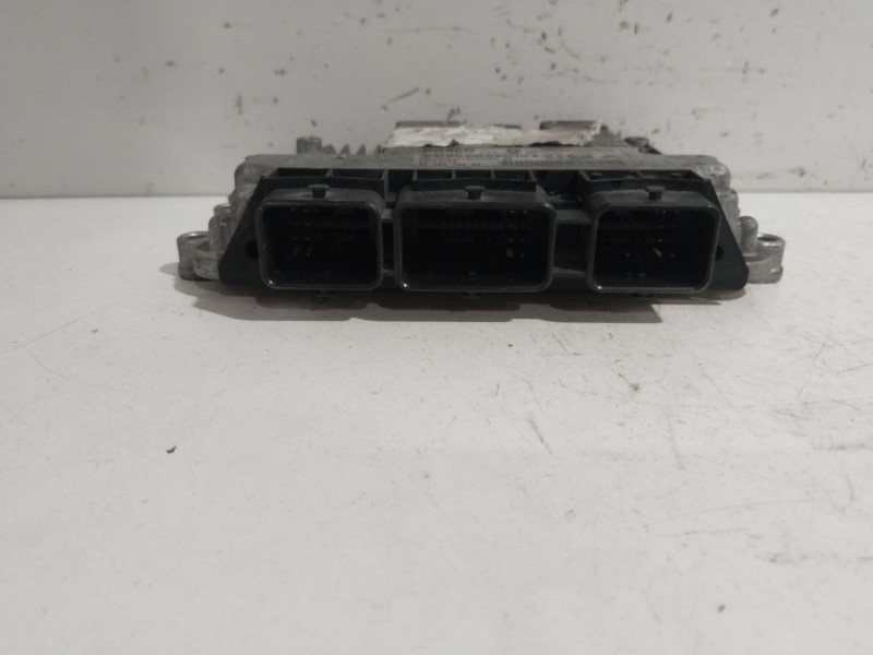 Recambio de centralita motor uce para peugeot 206+ básico referencia OEM IAM 0281012526  9666579080