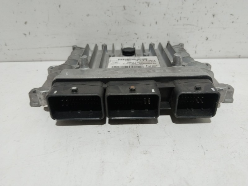 Recambio de centralita motor uce para peugeot 407 sw sport referencia OEM IAM 9666266580  28203761