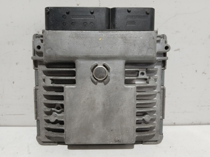 Recambio de centralita motor uce para volkswagen polo (6r1) advance referencia OEM IAM 03F906070GD  