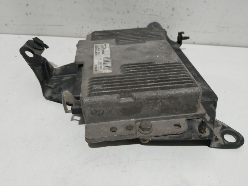 Recambio de centralita motor uce para renault laguna (b56) 2.0 anade referencia OEM IAM 7700102299  S113717205D