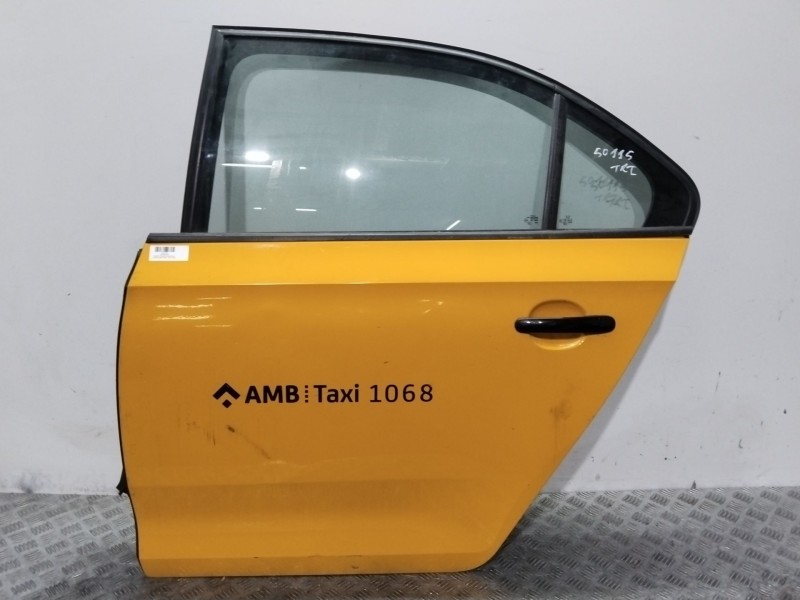 Recambio de puerta trasera izquierda para skoda rapid (nh3, nk3, nk6) 1.6 tdi referencia OEM IAM 60U833056  