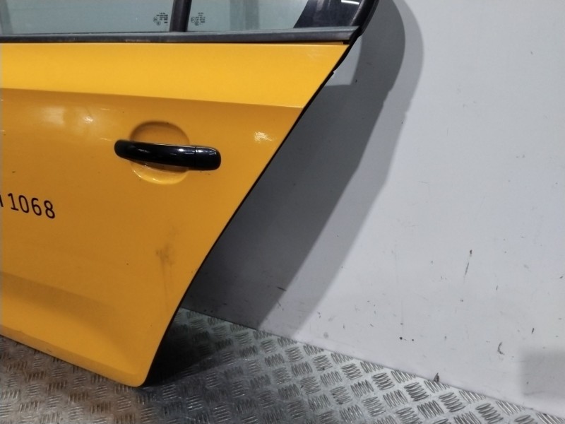 Recambio de puerta trasera izquierda para skoda rapid (nh3, nk3, nk6) 1.6 tdi referencia OEM IAM 60U833056  