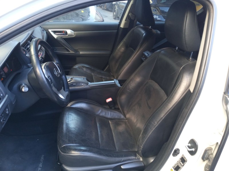 lexus ct (zwa10_) del año 2011