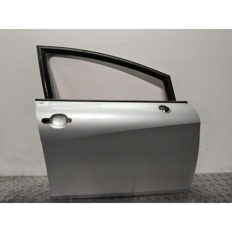 Recambio de puerta delantera derecha para seat leon (1p1) 2.0 tdi 16v referencia OEM IAM 1P0831056A  