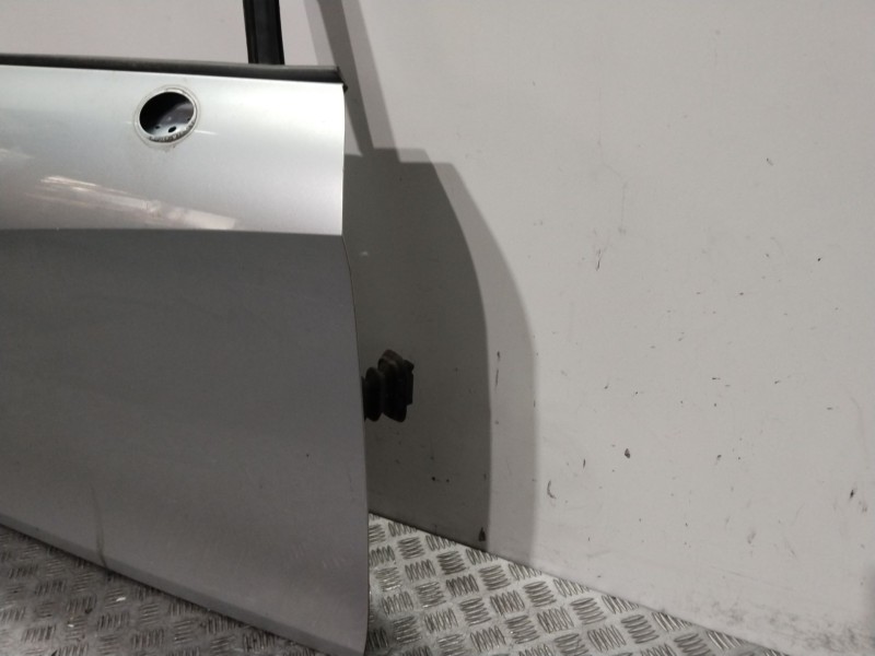 Recambio de puerta delantera derecha para seat leon (1p1) 2.0 tdi 16v referencia OEM IAM 1P0831056A  