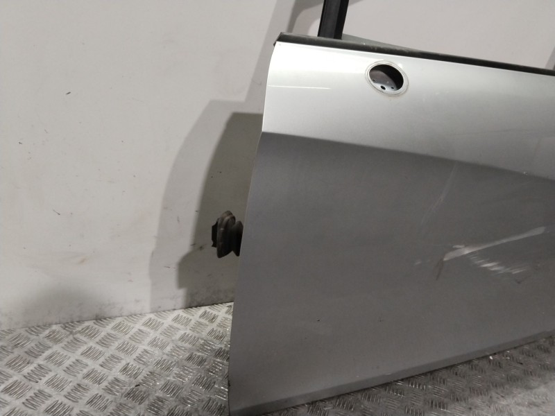 Recambio de puerta delantera izquierda para seat leon (1p1) 2.0 tdi 16v referencia OEM IAM 1P0831055A  