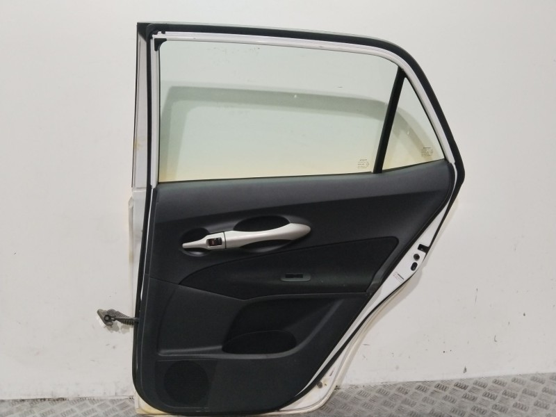Recambio de puerta trasera derecha para toyota auris (_e15_) 2.0 d-4d (ade150_) referencia OEM IAM 6700302250  