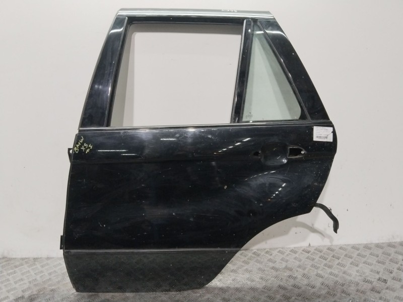 Recambio de puerta trasera izquierda para bmw x5 (e53) 3.0i referencia OEM IAM 41528256827 NEGRO 