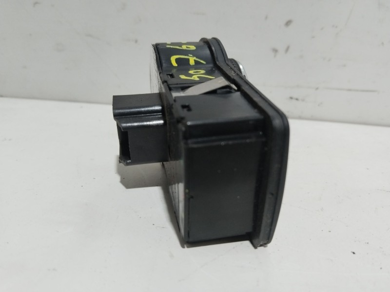 Recambio de mando luces para opel insignia a (g09) 1.8 (68) referencia OEM IAM 13268702  