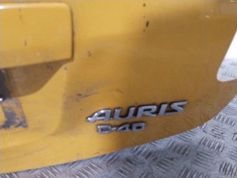 Recambio de porton trasero para toyota auris (_e15_) 2.0 d-4d (ade150_) referencia OEM IAM 6700502110  