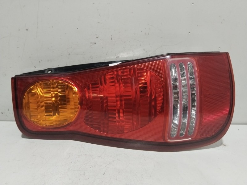 Recambio de piloto trasero izquierdo para hyundai matrix (fc) 1.8 referencia OEM IAM 92401170   Recambio de piloto trasero izquierdo para hyundai matrix (fc) 1.8 referencia OEM IAM 92401170