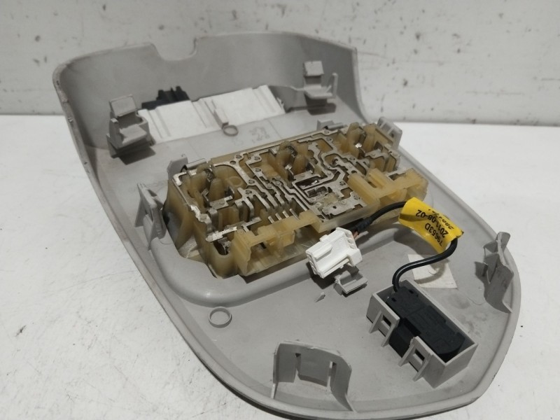 Recambio de luz interior delantera para peugeot 5008 (0u_, 0e_) 1.6 hdi referencia OEM IAM 9681370177  