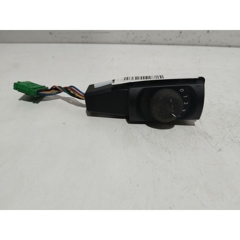 Recambio de mando climatizador para peugeot 5008 (0u_, 0e_) 1.6 hdi referencia OEM IAM 96846886XT  