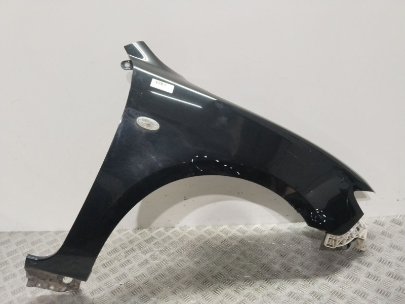 Recambio de aleta delantera derecha para mazda 3 sedán (bk) 1.6 (bk12) referencia OEM IAM BN8V52111D  NEGRO