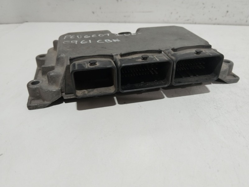 Recambio de centralita motor uce para peugeot 106 (s2) kid d referencia OEM IAM 0281001839  9630059880