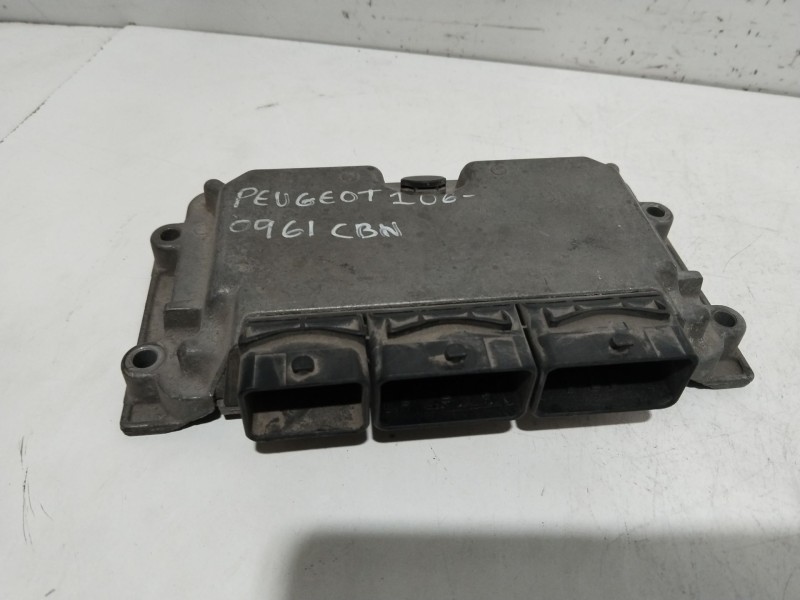 Recambio de centralita motor uce para peugeot 106 (s2) kid d referencia OEM IAM 0281001839  9630059880