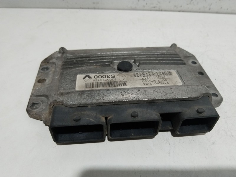 Recambio de centralita motor uce para renault modus confort dynamique referencia OEM IAM 8200411717  8200411717
