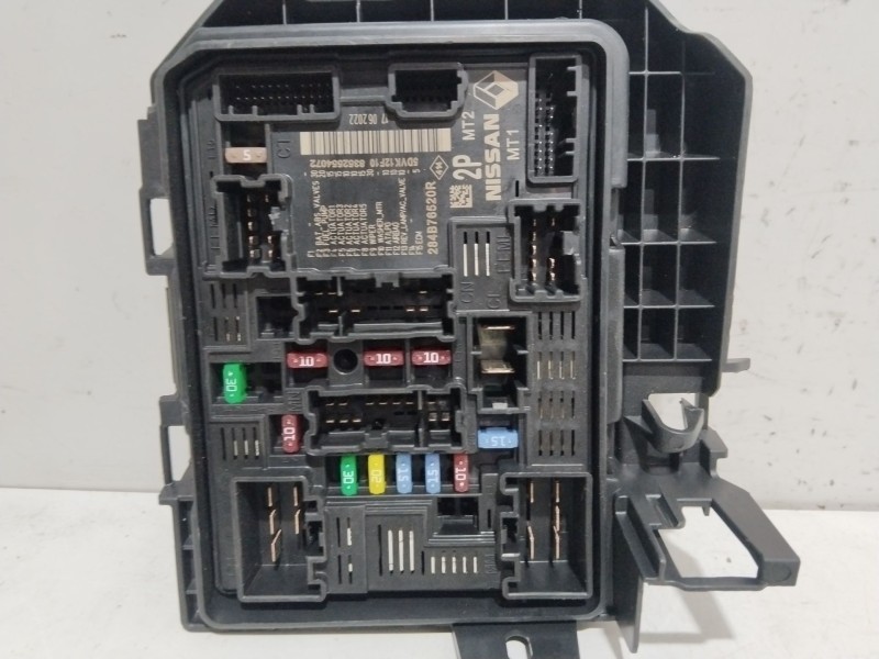 Recambio de caja reles / fusibles para dacia sandero ii 1.0 tce 90 gpf referencia OEM IAM 284B76520R  