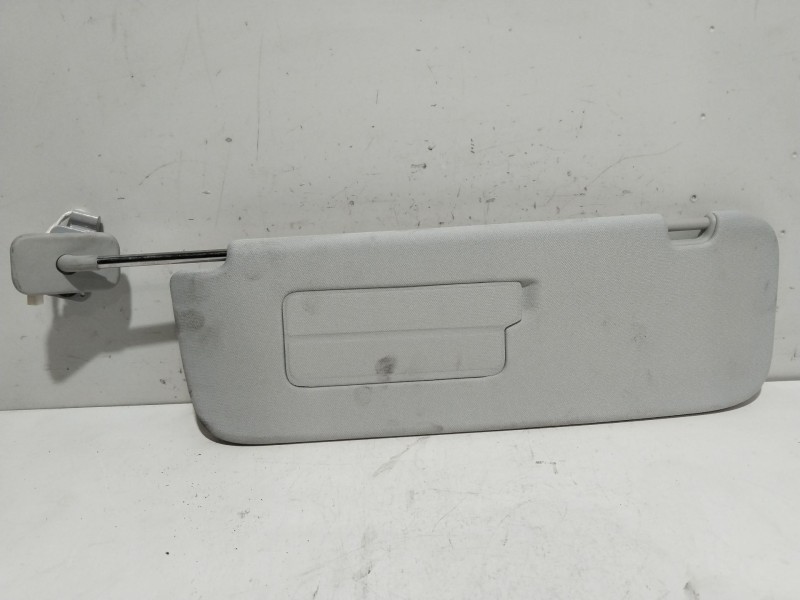 Recambio de parasol derecho para tesla model y (5yjy) ev referencia OEM IAM 110308400F  