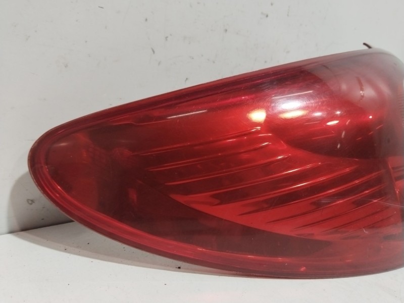 Recambio de piloto trasero izquierdo para peugeot 206 hatchback (2a/c) 1.4 hdi referencia OEM IAM 9685618280  