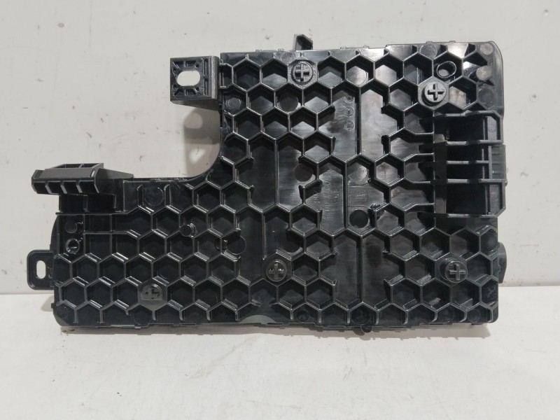 Recambio de modulo confort para tesla model y (5yjy) ev referencia OEM IAM 149784800E  