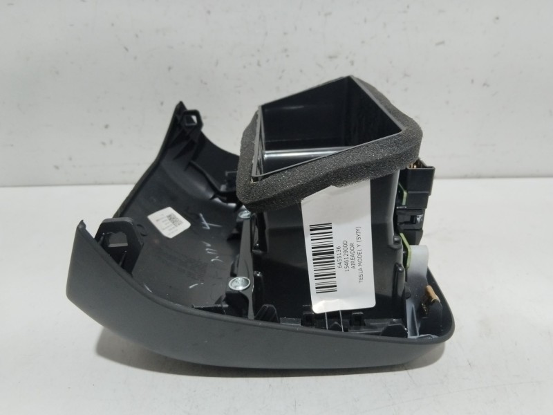 Recambio de aireador para tesla model y (5yjy) ev referencia OEM IAM 154612900D  