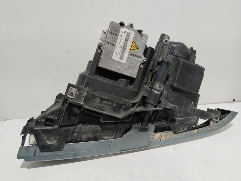 Recambio de faro derecho para bmw 3 (e46) 325 xi referencia OEM IAM 63127165776  