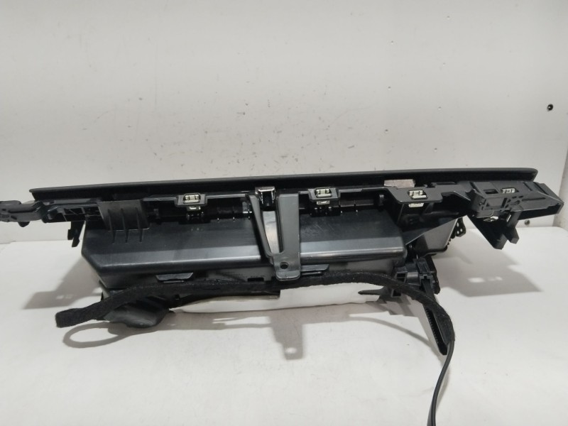 Recambio de guantera para tesla model y (5yjy) ev referencia OEM IAM 164311800A  