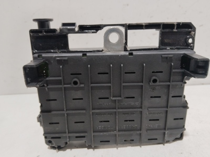 Recambio de caja reles / fusibles para peugeot 307 break (3e) 1.6 16v referencia OEM IAM 9650664080  