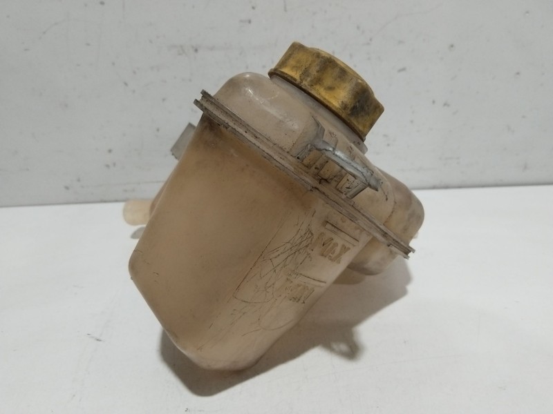 Recambio de deposito expansion para ford fiesta v (jh_, jd_) 1.4 tdci referencia OEM IAM 3S618K218  