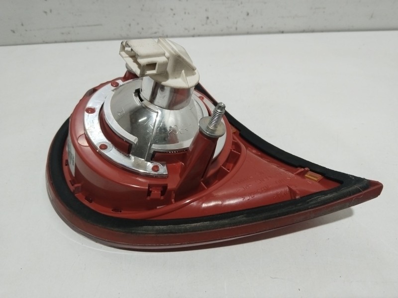 Recambio de piloto porton trasero derecho para volkswagen golf v berlina (1k1) conceptline (e) referencia OEM IAM 1K6945094G  