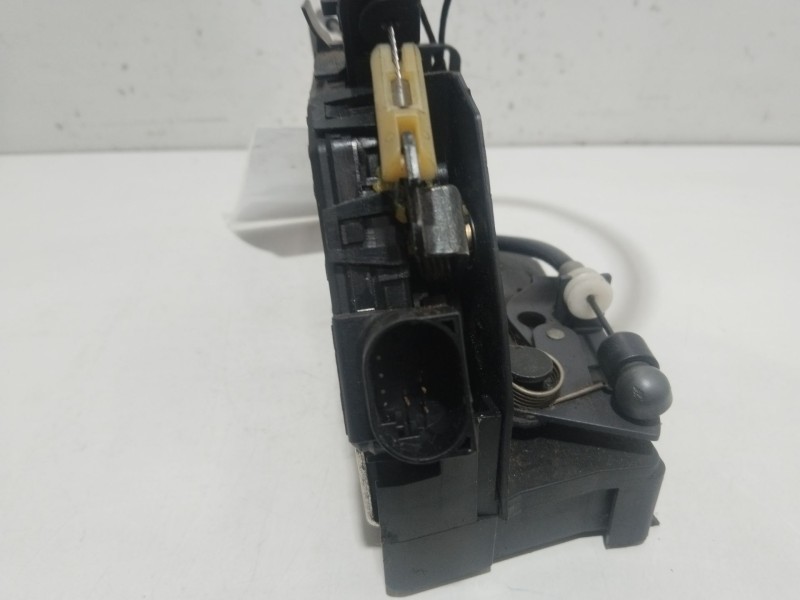 Recambio de cerradura puerta trasera izquierda para bmw x5 (e53) 3.0i referencia OEM IAM 4350905  