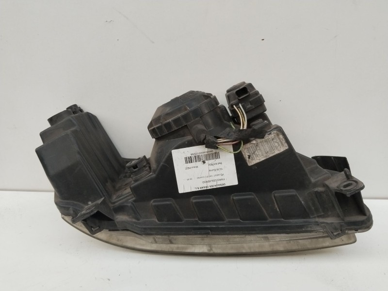 Recambio de faro izquierdo para peugeot 106 (s1) cocktail referencia OEM IAM 6204C2  