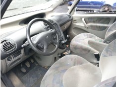 citroën xsara picasso (n68) del año 2002 2