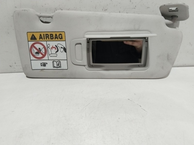 Recambio de parasol derecho para dacia sandero ii 1.0 tce 90 gpf referencia OEM IAM 964001220R  