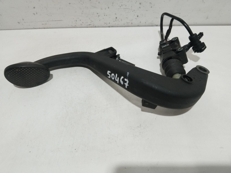 Recambio de pedal embrague para mini mini (r56) cooper d referencia OEM IAM 35316  