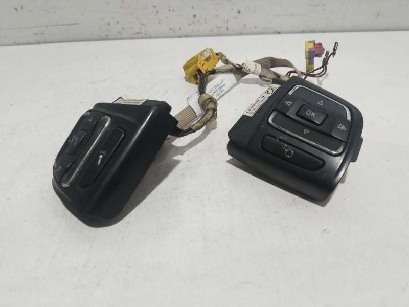 Recambio de mandos volante para seat toledo (kg3) style referencia OEM IAM 6JA959537   Recambio de mandos volante para seat toledo (kg3) style referencia OEM IAM 6JA959537