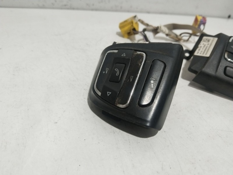 Recambio de mandos volante para seat toledo (kg3) style referencia OEM IAM 6JA959537   Recambio de mandos volante para seat toledo (kg3) style referencia OEM IAM 6JA959537